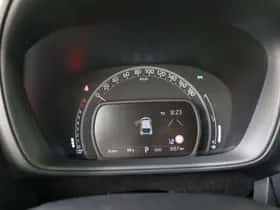 Toyota Aygo (2023) thumbnail 19