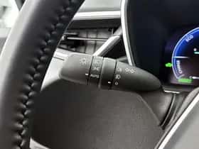 Toyota Corolla_Touring_Sports (2025) thumbnail 26
