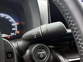 Toyota C-HR (2025) thumbnail 26