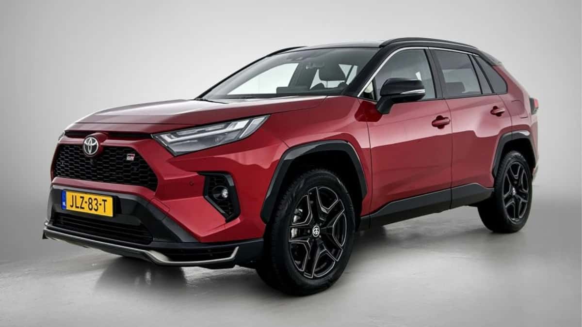 Toyota RAV4 (2025) — foto 1