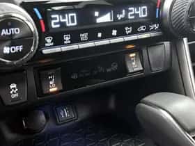 Toyota RAV4 (2025) thumbnail 18