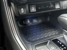 Toyota RAV4 (2025) thumbnail 24