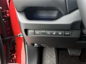 Toyota RAV4 (2025) thumbnail 33
