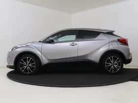 Toyota C-HR (2018) thumbnail 3