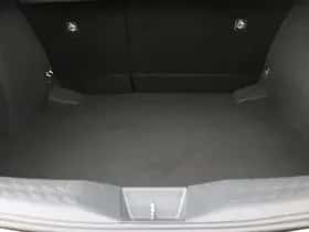 Toyota C-HR (2018) thumbnail 34