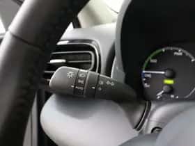 Toyota Yaris (2025) thumbnail 17