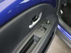 Toyota Aygo (2022) thumbnail 9