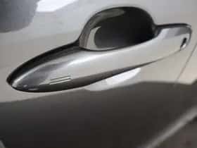 Toyota Yaris_Cross (2025) thumbnail 30