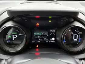Toyota Yaris (2021) thumbnail 5
