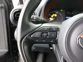Toyota Yaris (2021) thumbnail 13