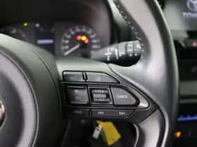 Toyota Yaris (2021) thumbnail 17