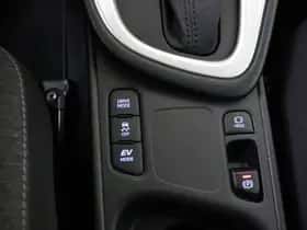 Toyota Yaris (2021) thumbnail 21