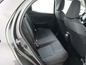 Toyota Yaris (2021) thumbnail 36