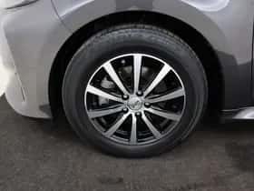 Toyota Yaris (2021) thumbnail 6