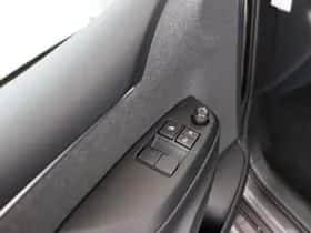 Toyota Yaris (2021) thumbnail 10