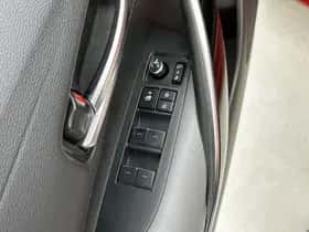 Toyota Corolla_Touring_Sports (2020) thumbnail 23