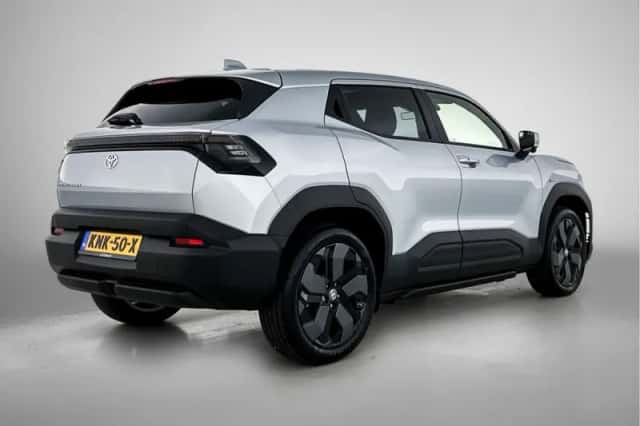 Toyota Urban_Cruiser (2026) thumbnail 2