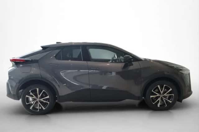 Toyota C-HR (2025) thumbnail 4