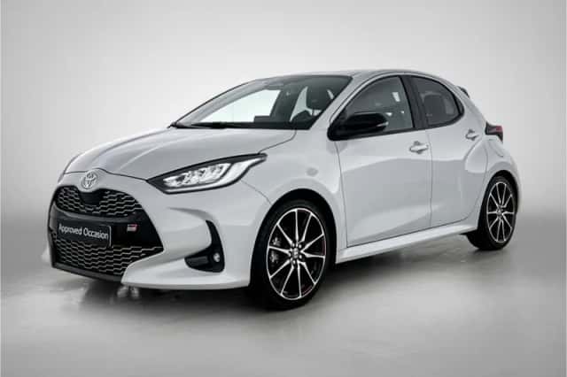 Toyota Yaris (2024) thumbnail 1