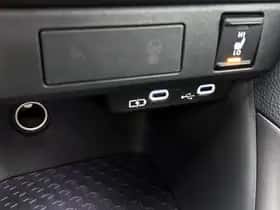 Toyota Yaris (2024) thumbnail 24
