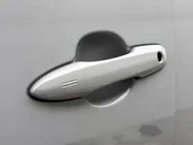 Toyota Yaris (2024) thumbnail 33