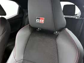 Toyota Yaris (2024) thumbnail 34