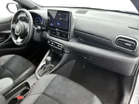 Toyota Yaris (2024) thumbnail 6