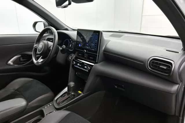 Toyota Yaris_Cross (2024) thumbnail 6