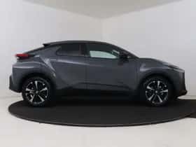 Toyota C-HR (2025) thumbnail 14