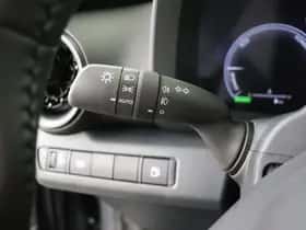 Toyota C-HR (2025) thumbnail 18