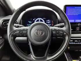 Toyota Yaris (2024) thumbnail 17