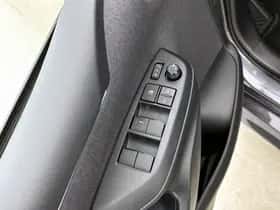 Toyota Yaris (2024) thumbnail 22