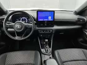 Toyota Yaris (2024) thumbnail 4