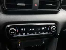 Toyota Yaris (2024) thumbnail 9