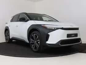 Toyota bZ4X (2025) thumbnail 16