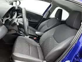 Toyota Yaris (2025) thumbnail 15