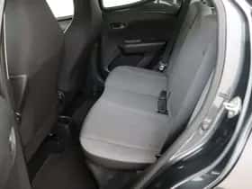 Toyota Aygo (2021) thumbnail 29