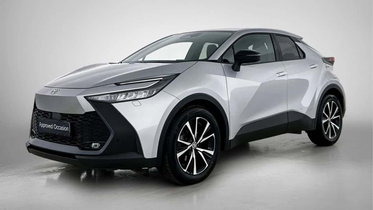Toyota C-HR (2024) — foto 1