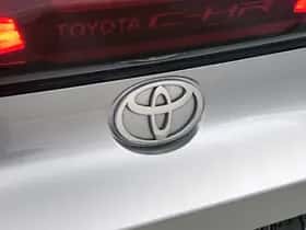 Toyota C-HR (2024) thumbnail 19