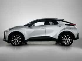 Toyota C-HR (2024) thumbnail 3
