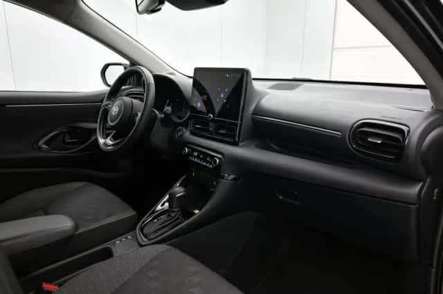 Toyota Yaris (2025) thumbnail 6