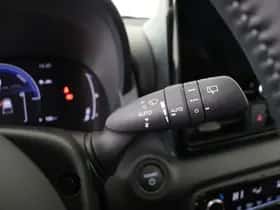 Toyota Yaris (2025) thumbnail 18