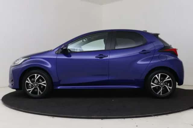 Toyota Yaris (2025) thumbnail 3