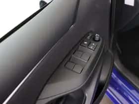 Toyota Yaris (2025) thumbnail 9