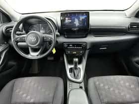 Toyota Yaris (2025) thumbnail 4