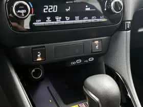 Toyota Yaris (2025) thumbnail 18