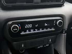 Toyota Yaris (2025) thumbnail 9