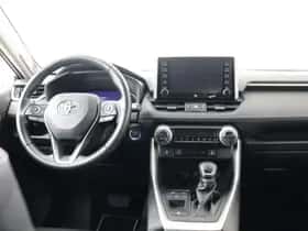Toyota RAV4 (2021) thumbnail 4