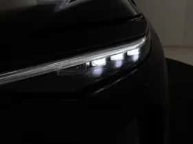 Toyota bZ4X (2025) thumbnail 8