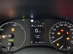 Toyota Yaris (2023) thumbnail 5